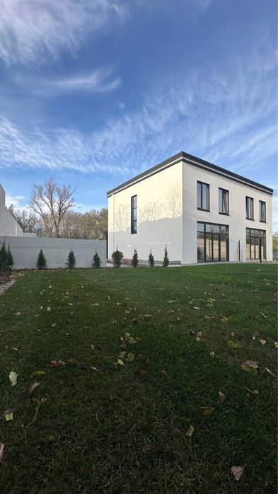 Дуплекс с ПОДВАЛОМ 60 кв м,  участок 4 сотки