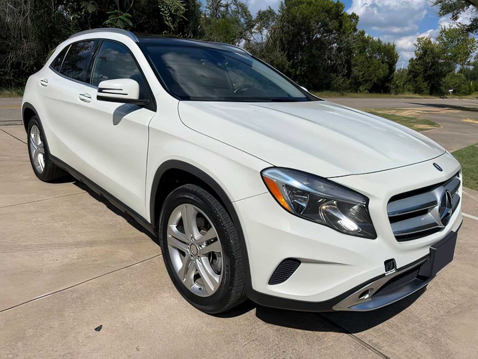 Mercedes-Benz GLA 250      2015