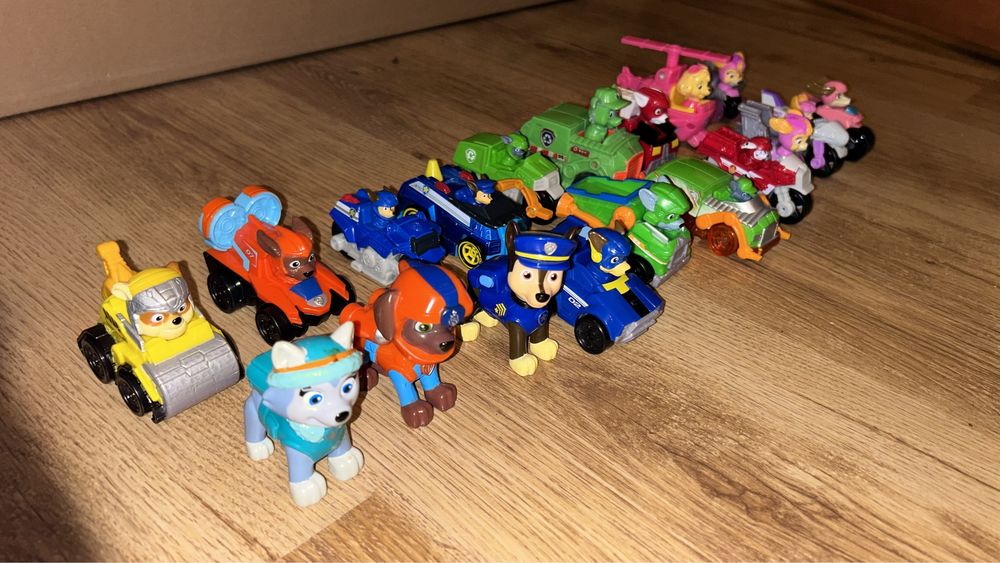 Figurki Psi Patrol Spin Master  - Chase , Skye, Rocky, Rubble