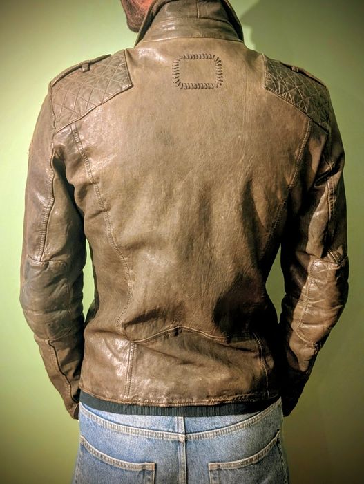 Kurtka męska ze skóry owczej słynnej marki Tigha