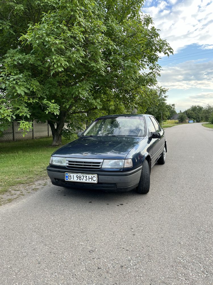 Продам Opel Vectra 1.6