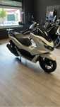 ALUGO PCX NO PORTO 60€ POR SEMANA