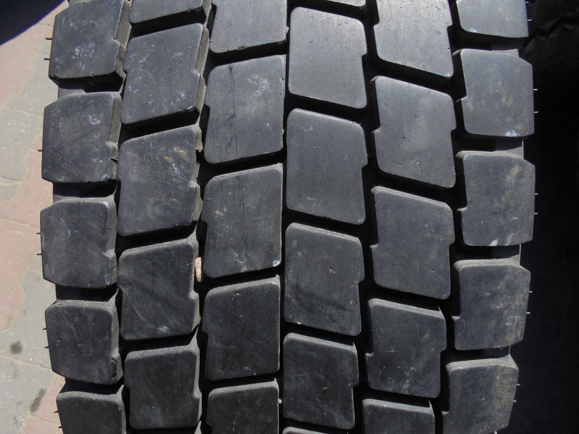 Opona 285/70R19.5 Michelin XDE2+(550 NETTO)