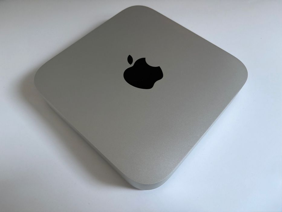 Mac mini late 2012 Intel core i7 (quadcore) 16GB RAM / 512 SSD