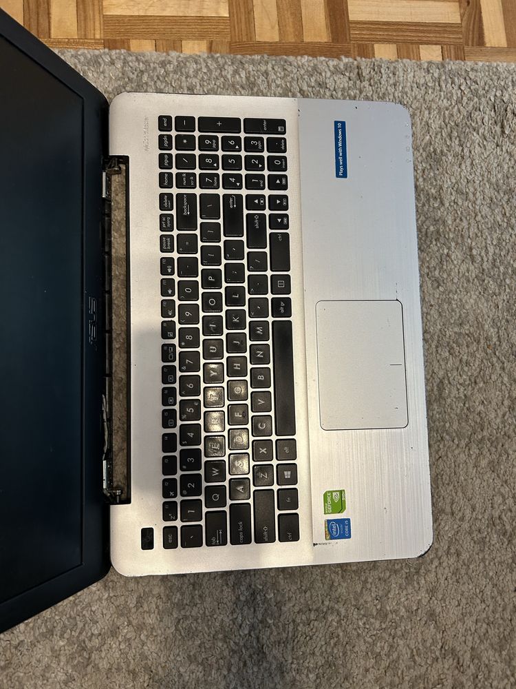 Laptop ASUS R556L Inter Core