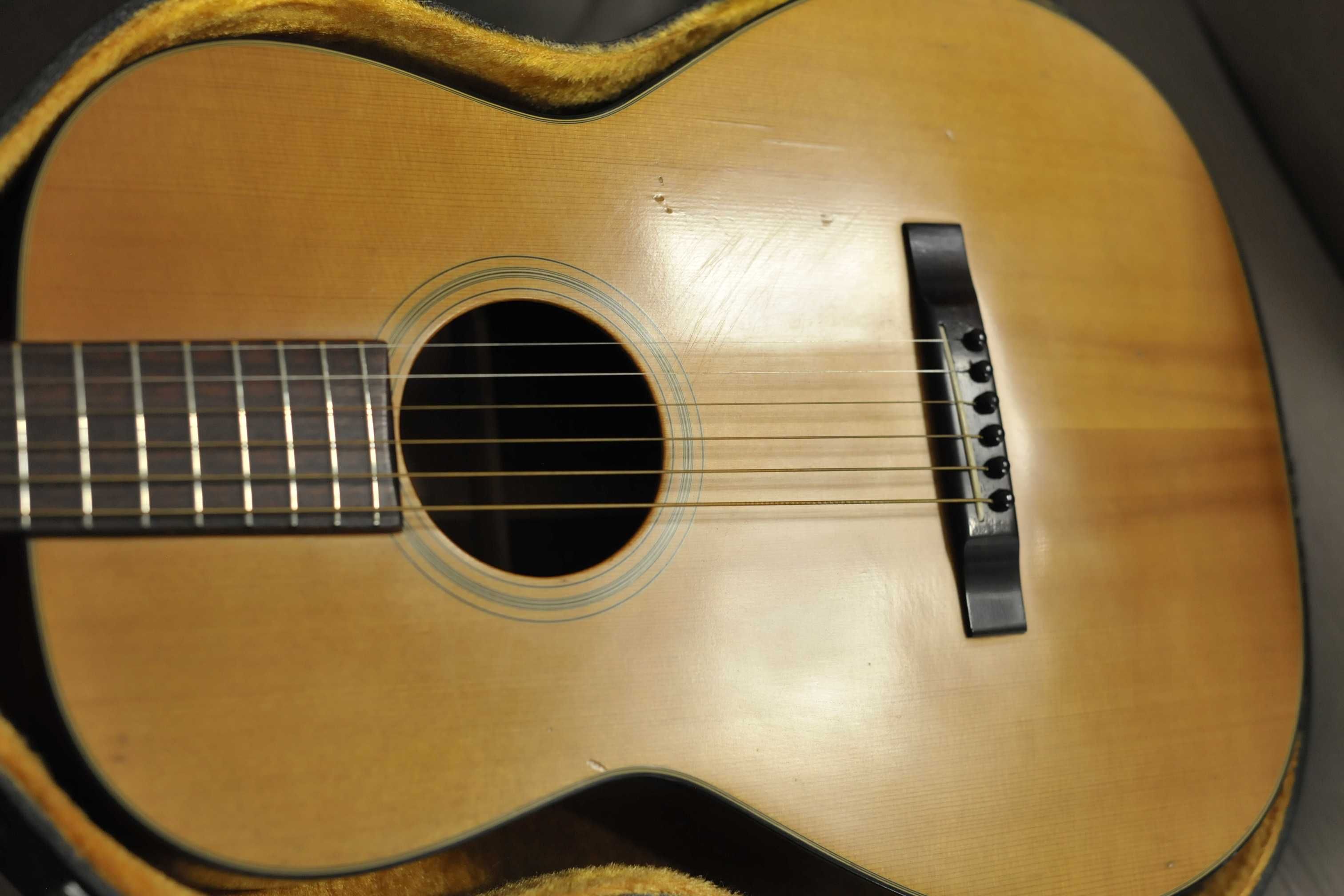 Takamine F312,  00-16 New Yorker, 1978