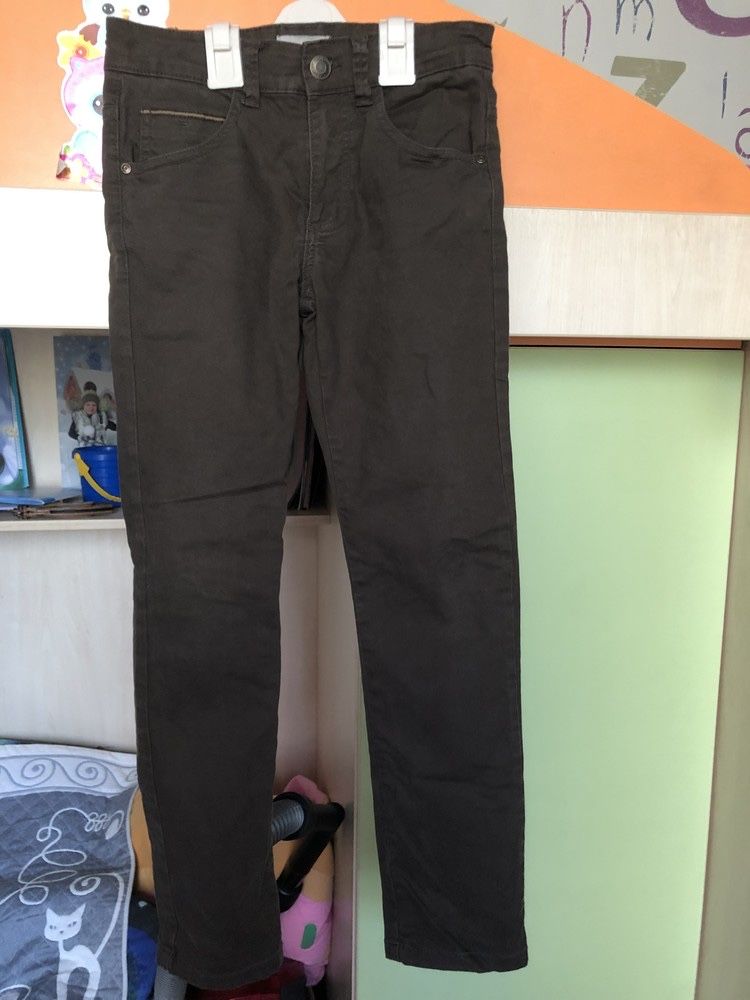 Джинсовые брюки на мальчишку 9-10 лет Zara