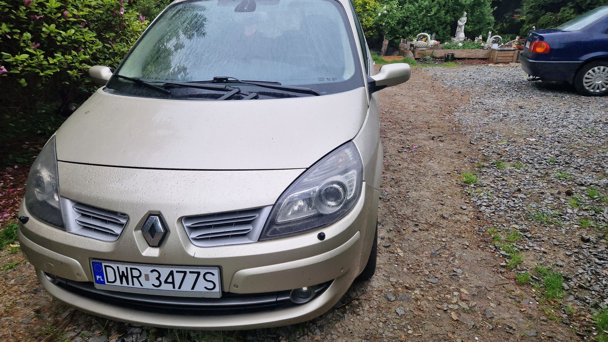 Renault Scenic 2 uszkodzony