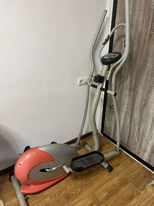 Тренажер орбитрек