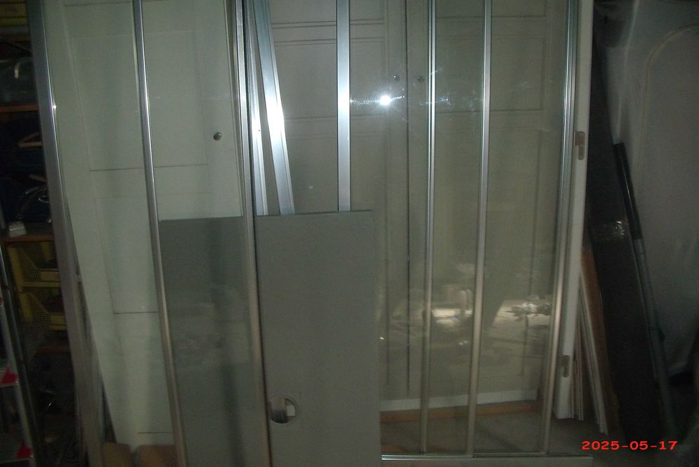 Vendo base e cabine de duche