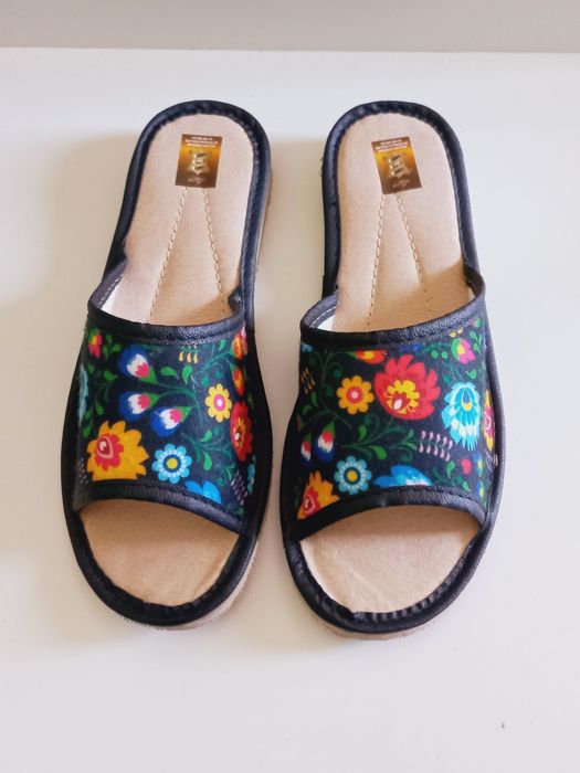 Pantofle/klapki damskie, rozmiar 40 ,nowe z metką