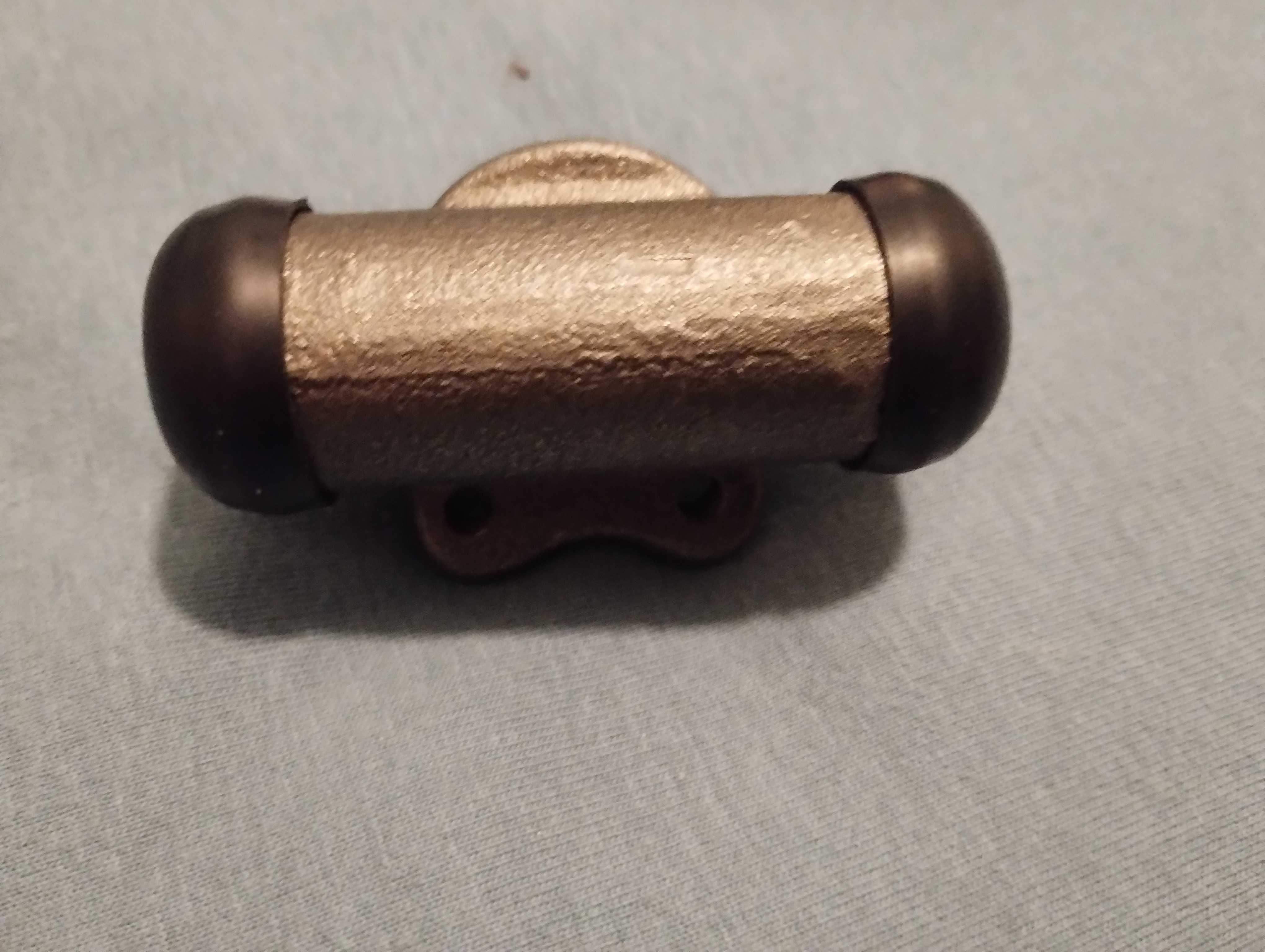 Cylinderek hamulcowy 4248 tył Opel inne