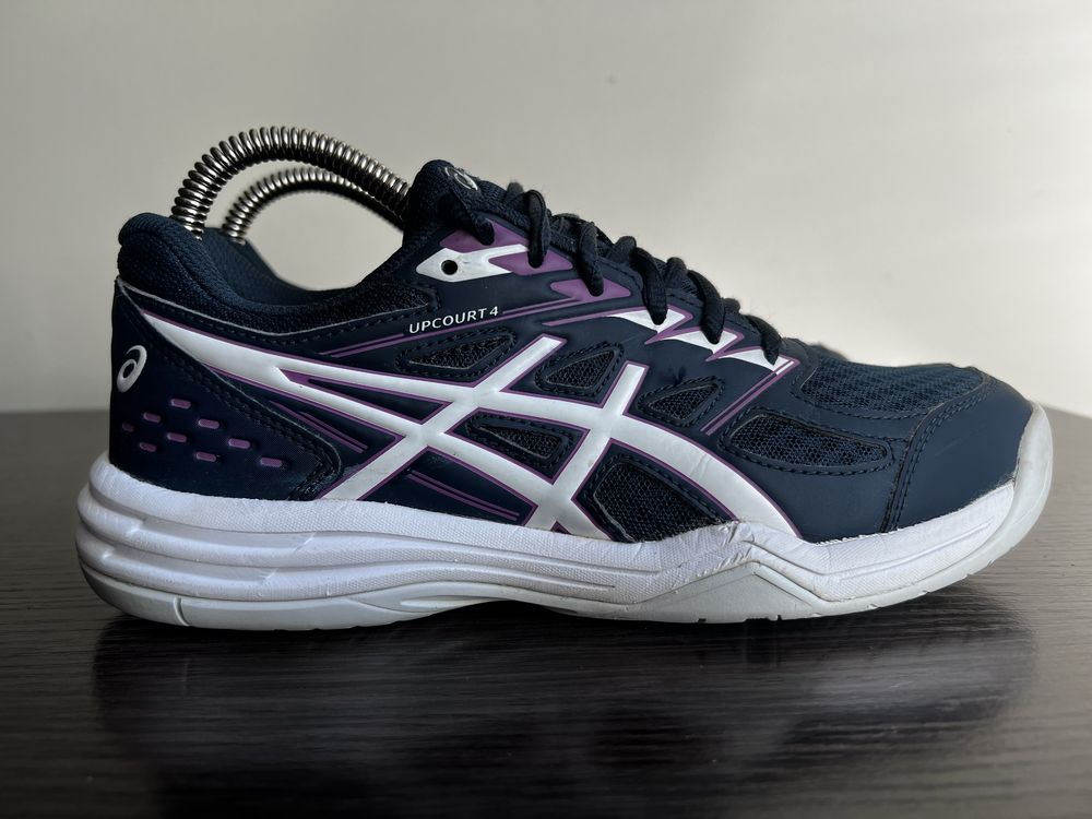 Кросівки ASICS UPCOURT GS 1074A027 Розмір 38 на 24 см