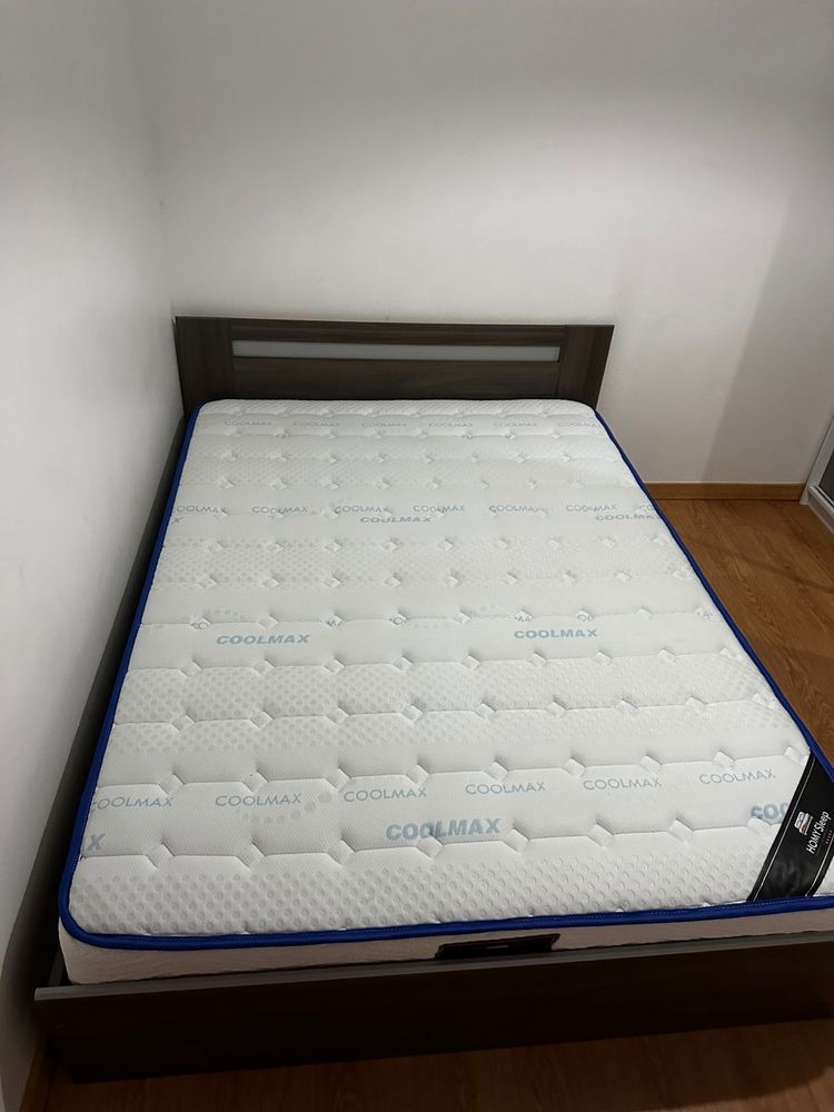 Alugo quarto para solteira /tudo incluido