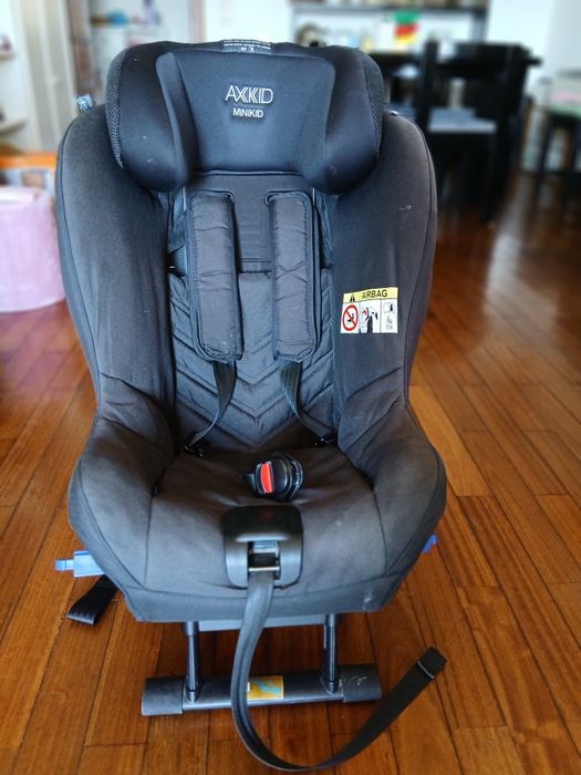 Cadeira Auto Axkid Minikid 2 — contramarcha até 25 kg