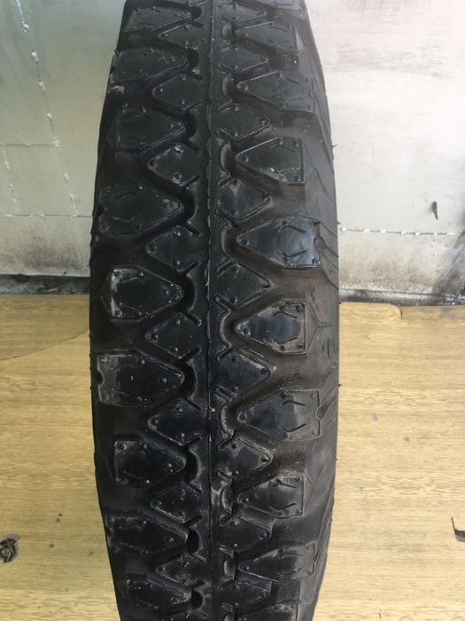 Продам шины новые без камер
