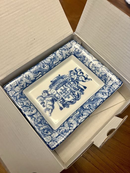 Cinzeiro da vista alegre comemorativo