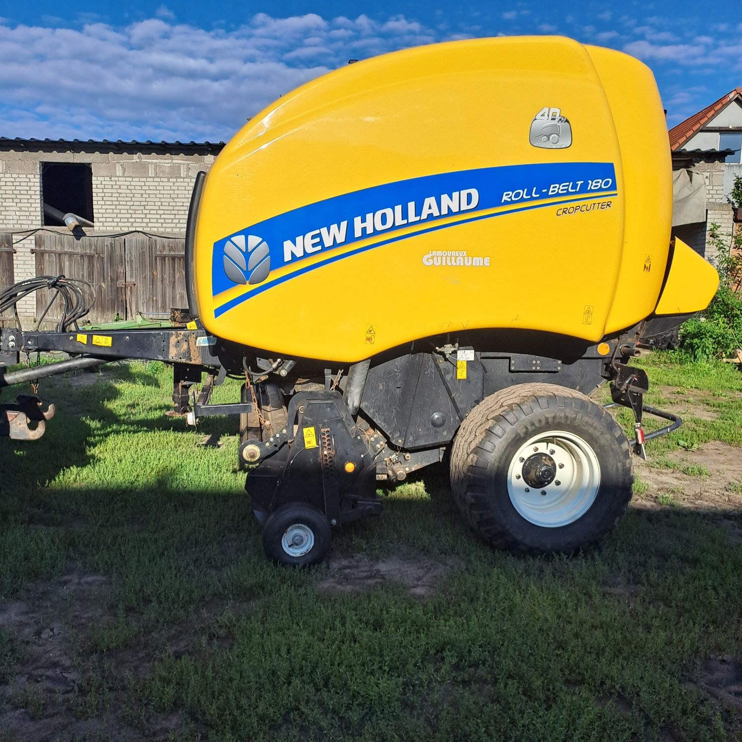 Prasa New Holland 180 Cropcutter