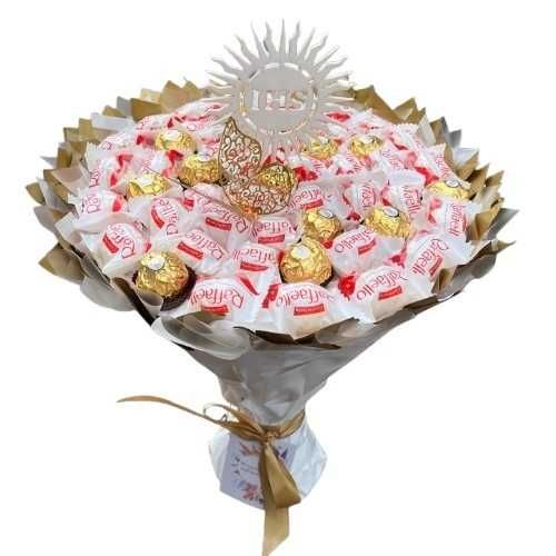 Bukiet ze slodyczy Ferrero i Raffaello. Komunia.Prezent na 50 Urodziny