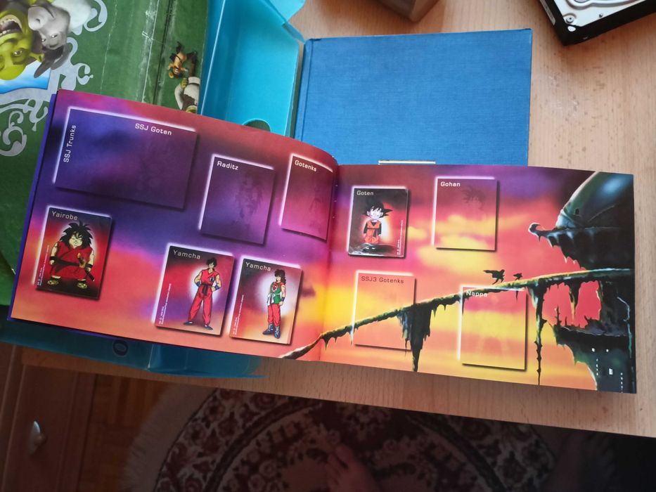 Albumy na naklejki chipicao,chio,dragon ball,Magiczne sztuczki,arena