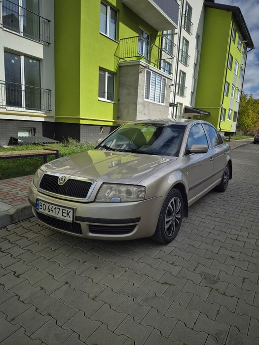 Skoda.  superb..