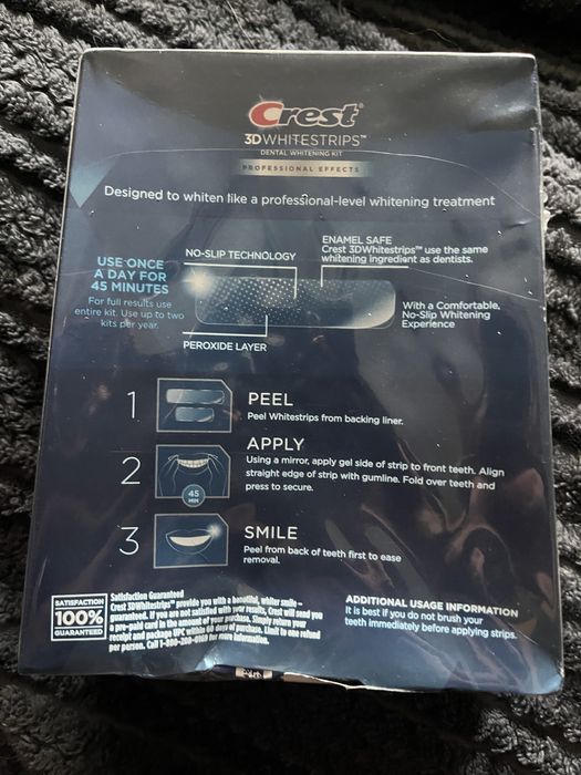 Відбілюючі полоски для зубів