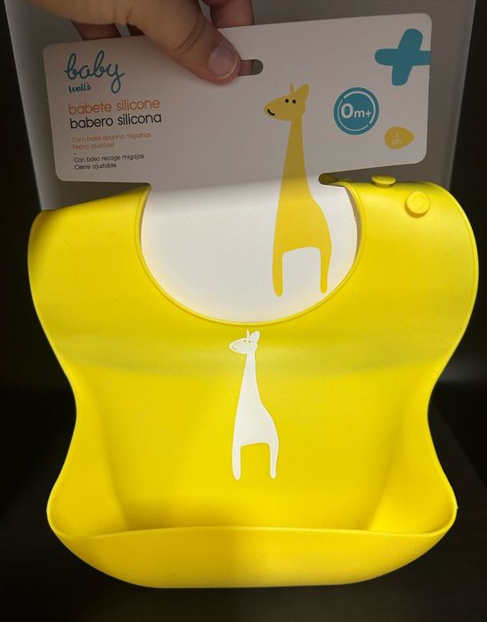 Babete de Silicone Amarelo NOVO