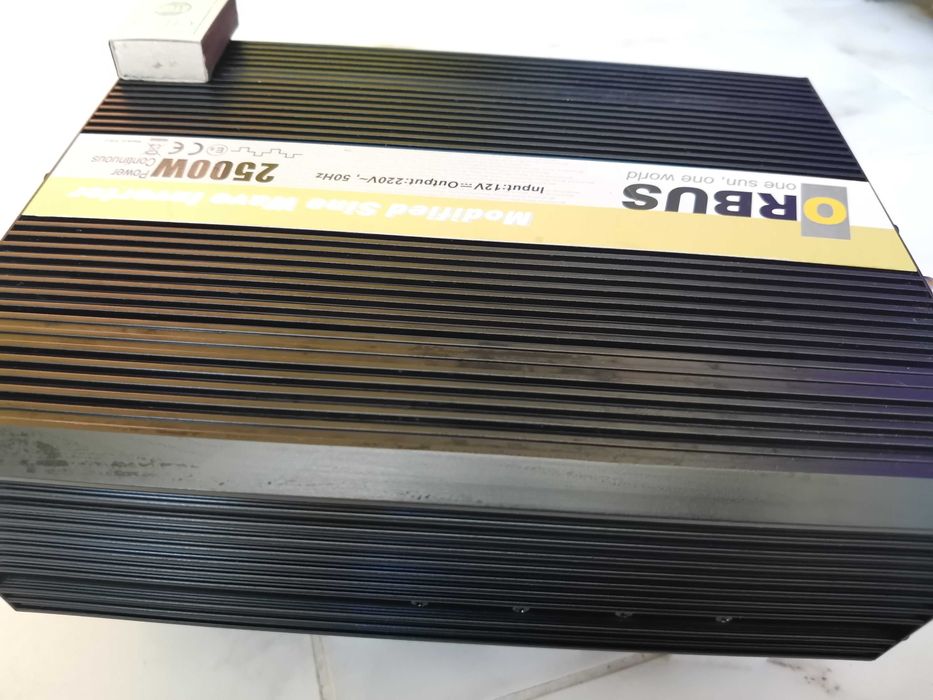 Інвертор ORBUS ORMS2500 справжніх чесних 2500 Вт 12 В 220 В новий