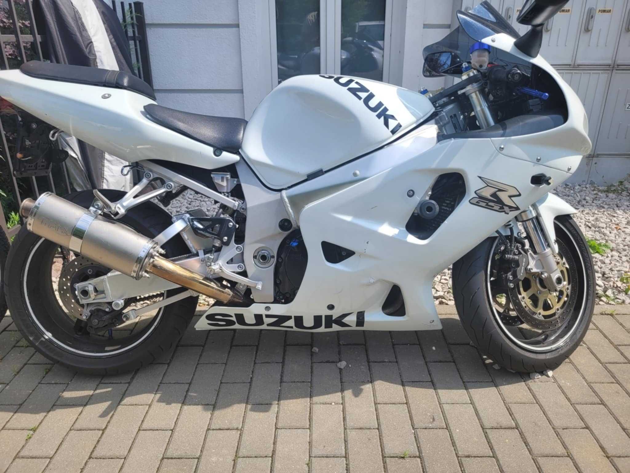 Motor Suzuki GSX-R 750 , biały