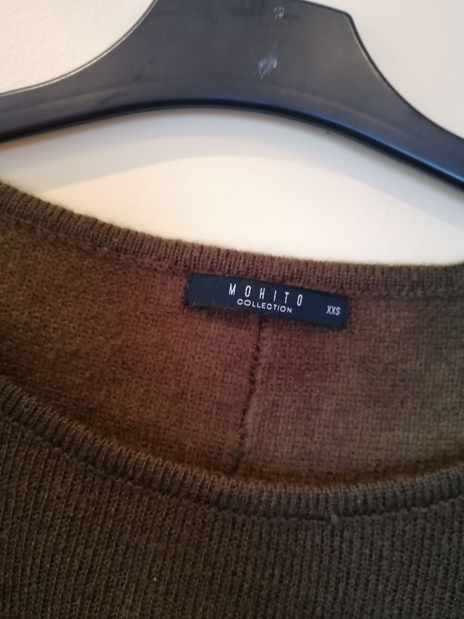 Asymetryczna bluzka sweter