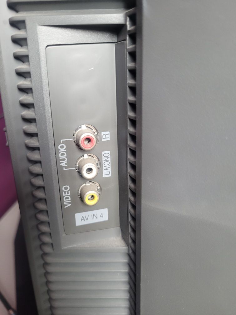 Telewizor LCD LG 37LE2R