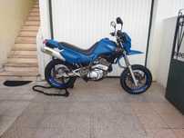 Yamaha XT 600, em bom estado, Supermotard tudo averbado, aceito retoma