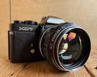 Minolta XD7 Minolta Rokkor 58/1.2 oraz akcesoria i adapter na Sony