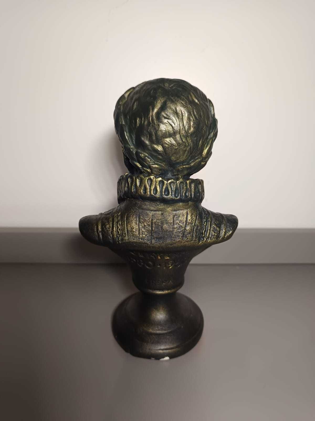 Busto Comemorativo de Luís Vaz de Camões - IV Centenário 1580|1980