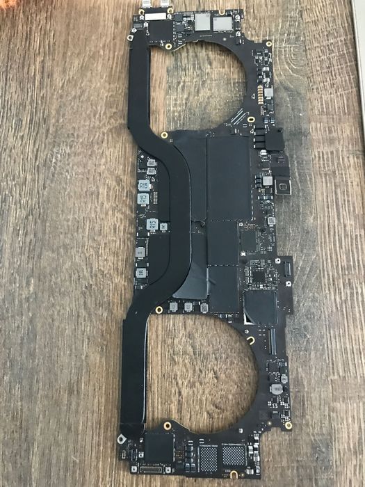 Материнська плата MacBook Pro 16 2019 a2141