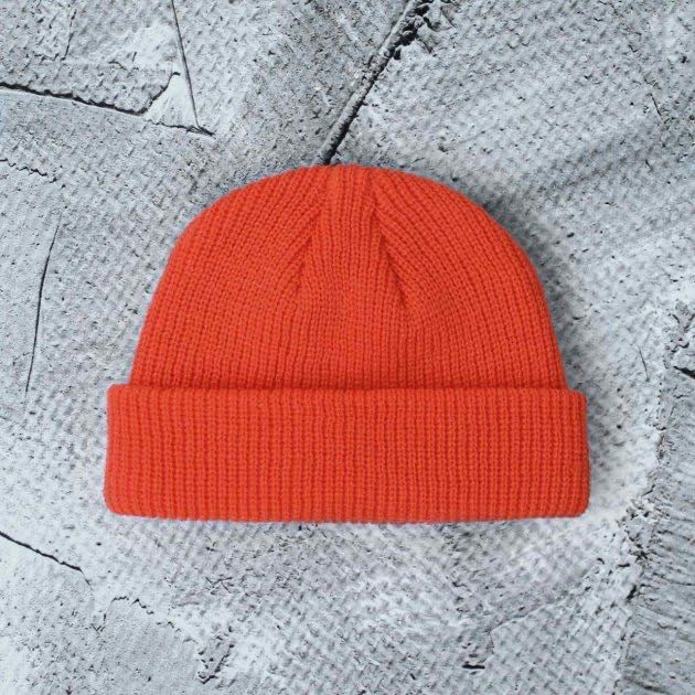 Нова червона шапка біні бренду Missguided