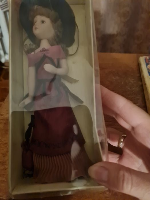 кукла фарфор мини .