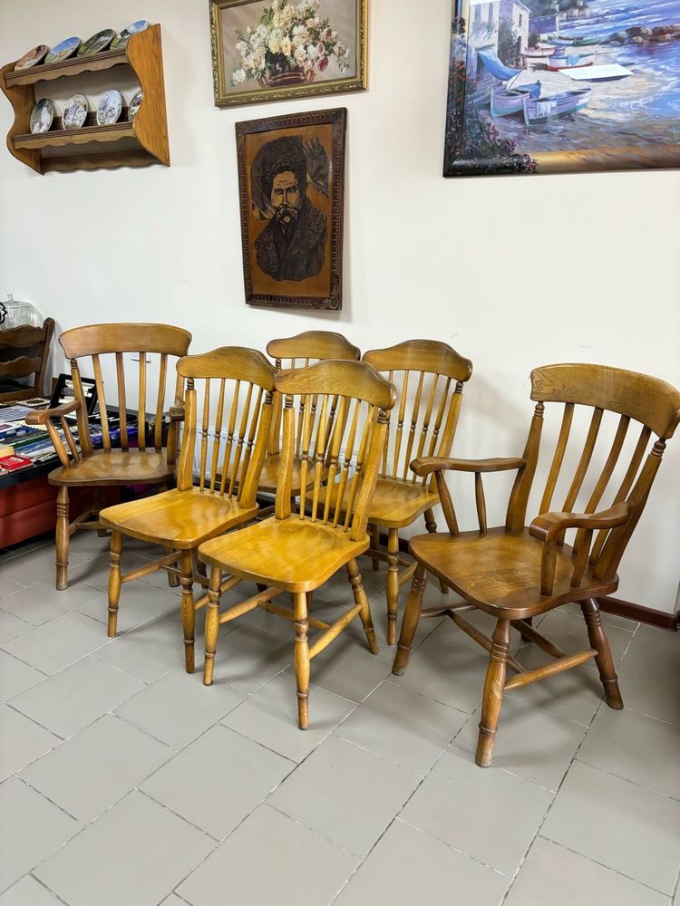 Комплект дубових стільців, можливо окремо. Нідерландти
