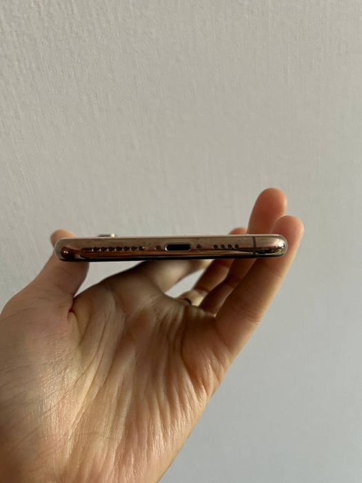iPhone XS 256GB — елегантність у твоїх руках