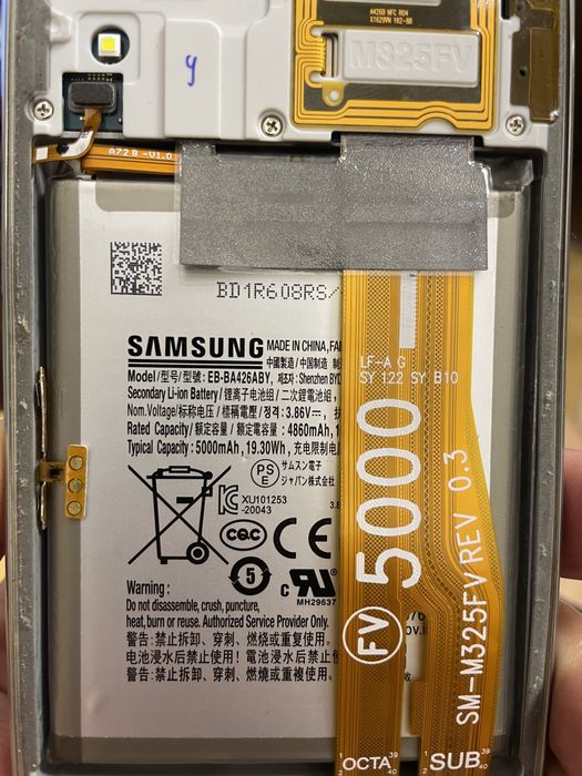 Продам аккумулятор на  samsung M32