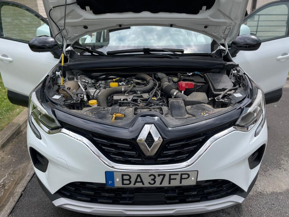 CAPTUR 2023
94 mil km 
Carro completo 1.0 equilíbre 
Todas revisões fe