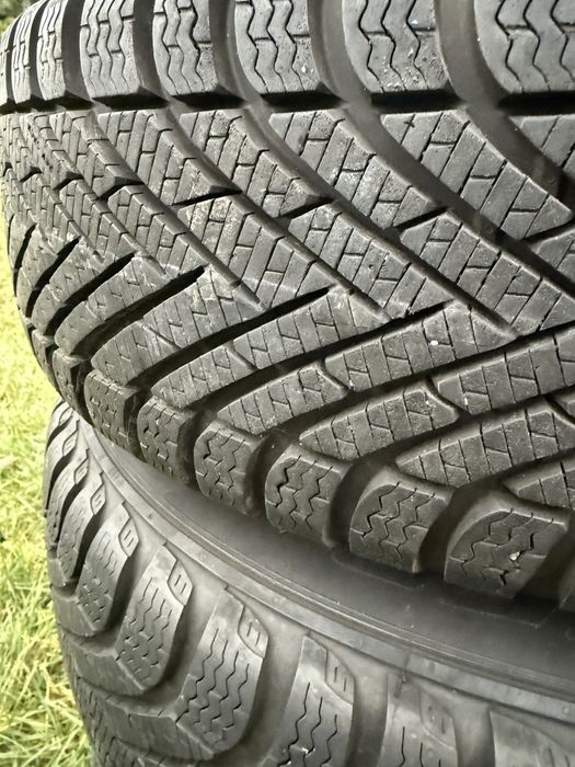 Opony zimowe Pirelli Winter + felgi 185/65 15 super stan FIAT ALFA