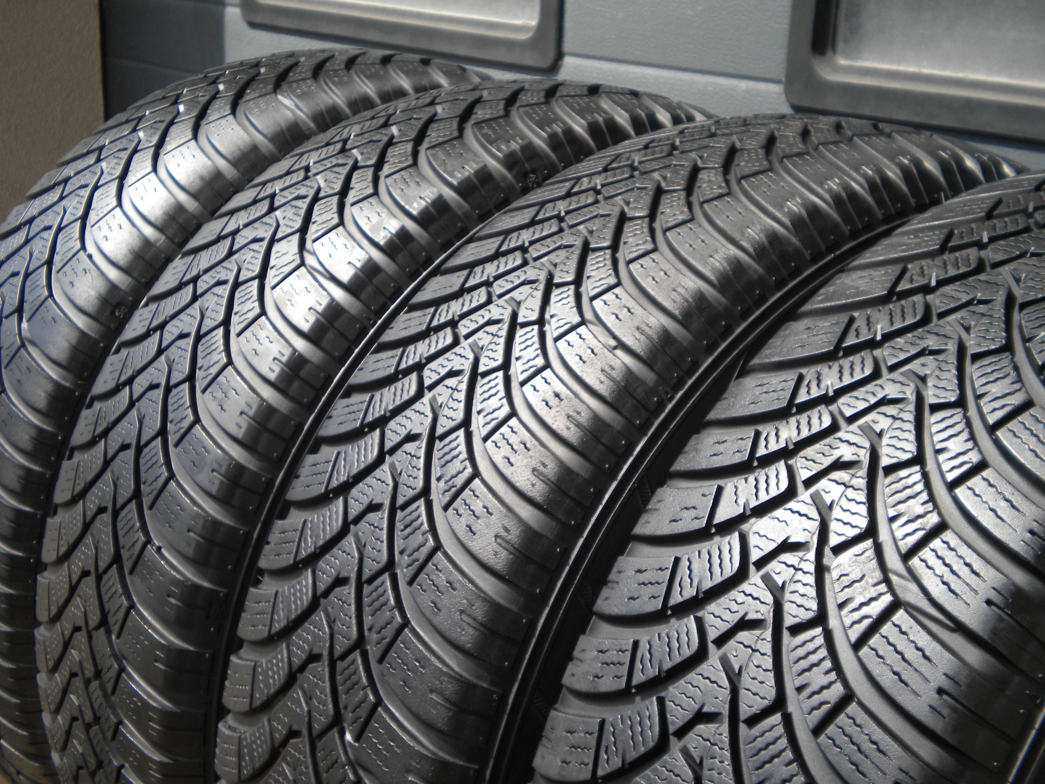 ! 4x Opony zimowe FALKEN EUROWINTER HS01 215/70R16 100H