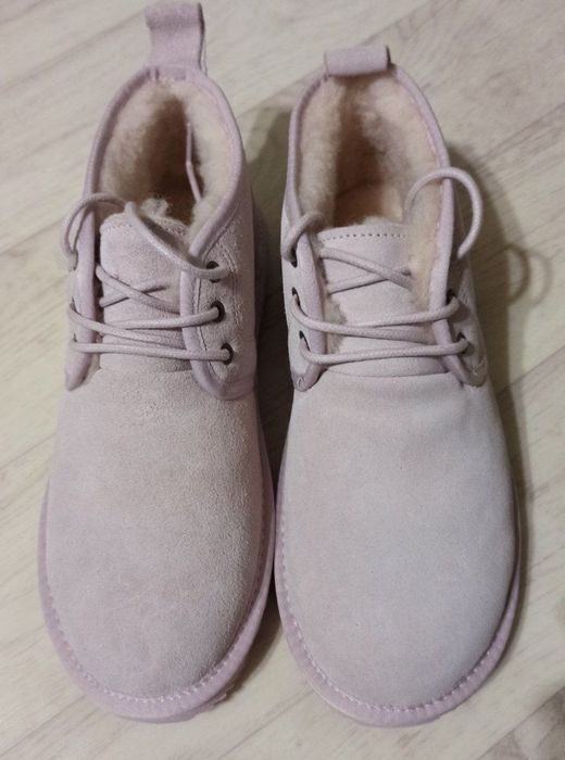 Продам нові уггі ALPINE design розмір 40,5, устілка 26,5 см.