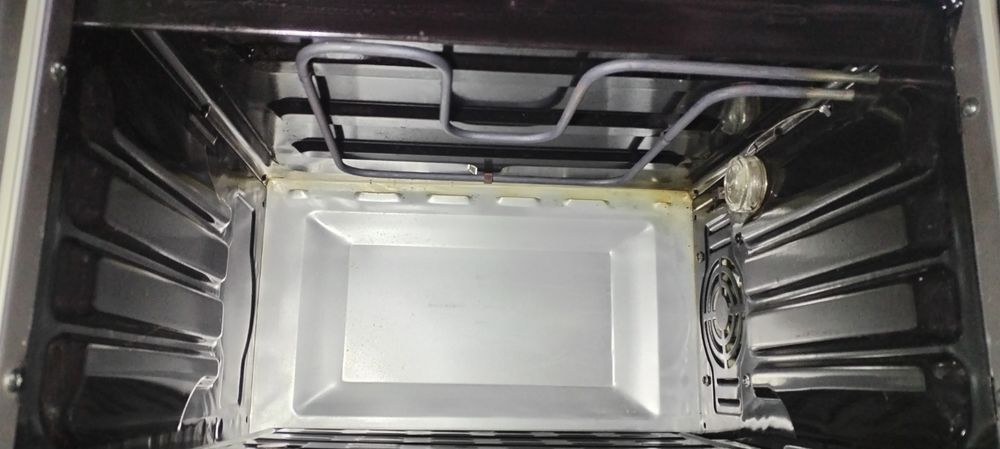 электрическая печь Freggia MOC42B (42 л)