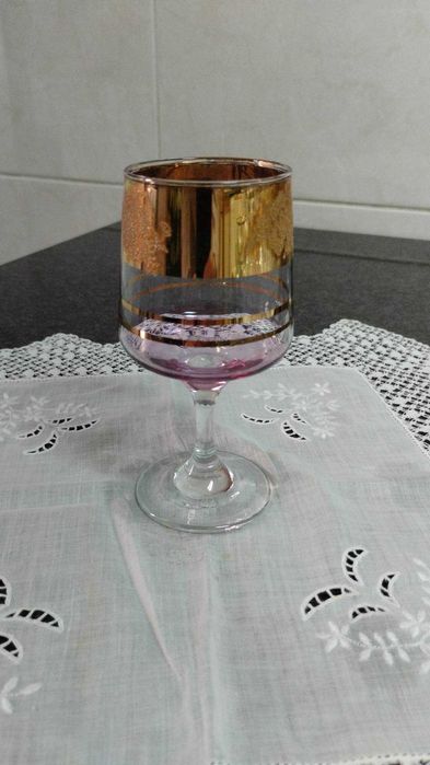 Copos de Vinho do Porto, muito Antigos