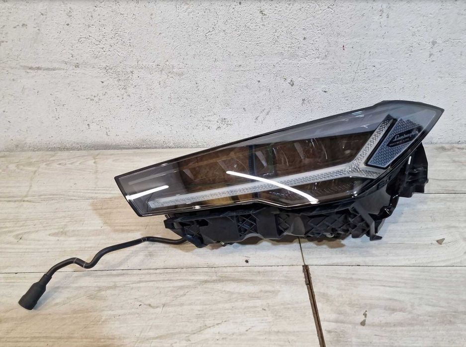 Фары передние Фара правая левая Lamborghini Urus разборка