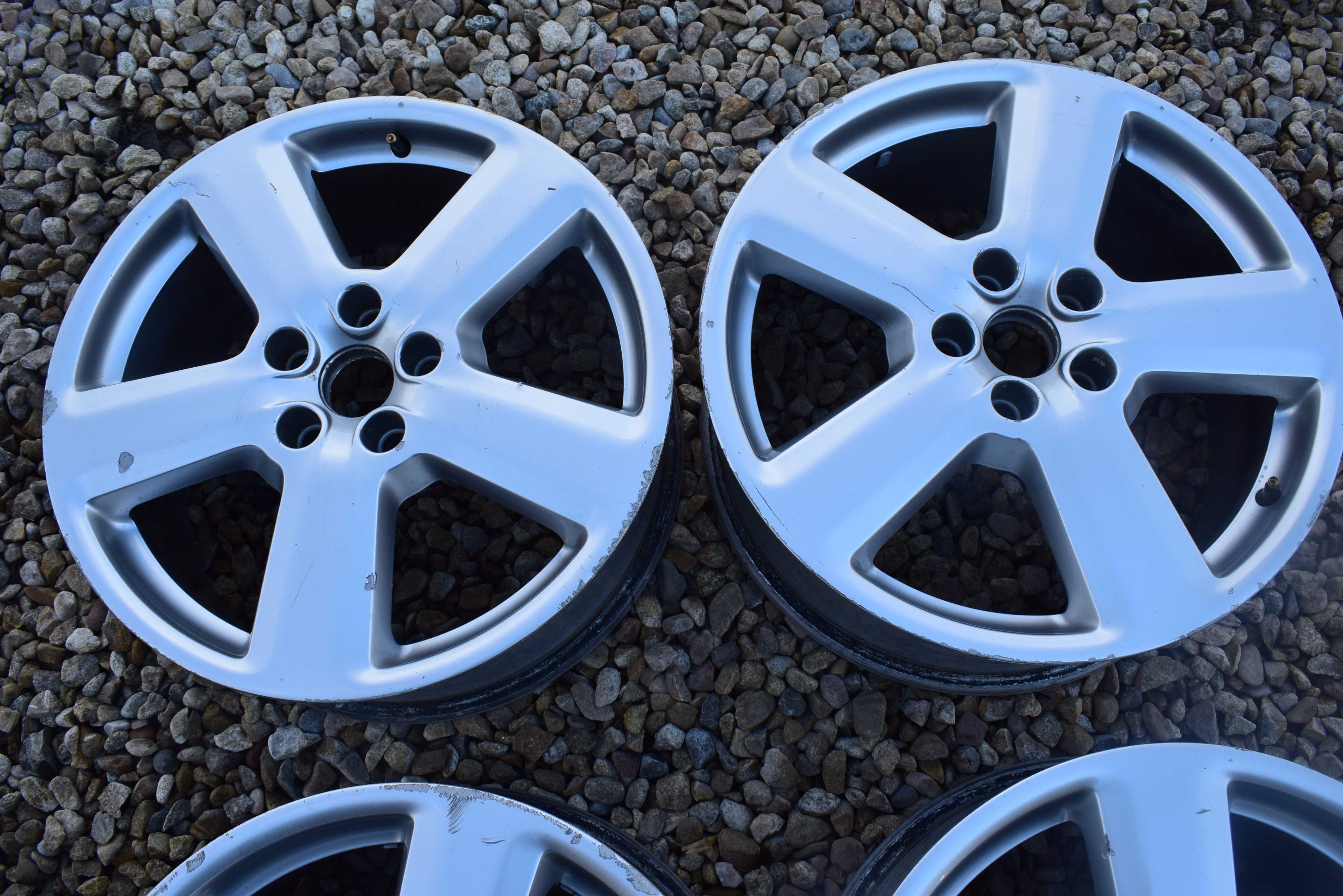 4X Felga aluminiowa skoda VW AUDI. 8P0.601025S 7.5" x 18" 5x112 ET54