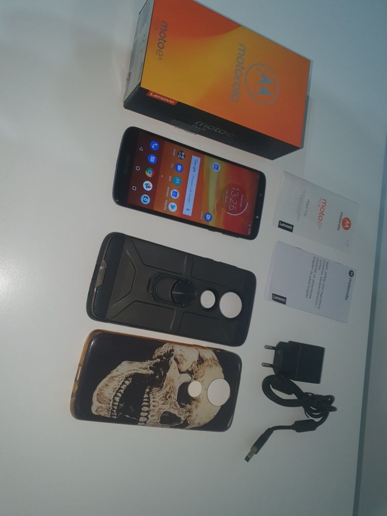 Smartfon MOTOROLA LENOVO caly komplet folia na ekranie od nowosci dowó