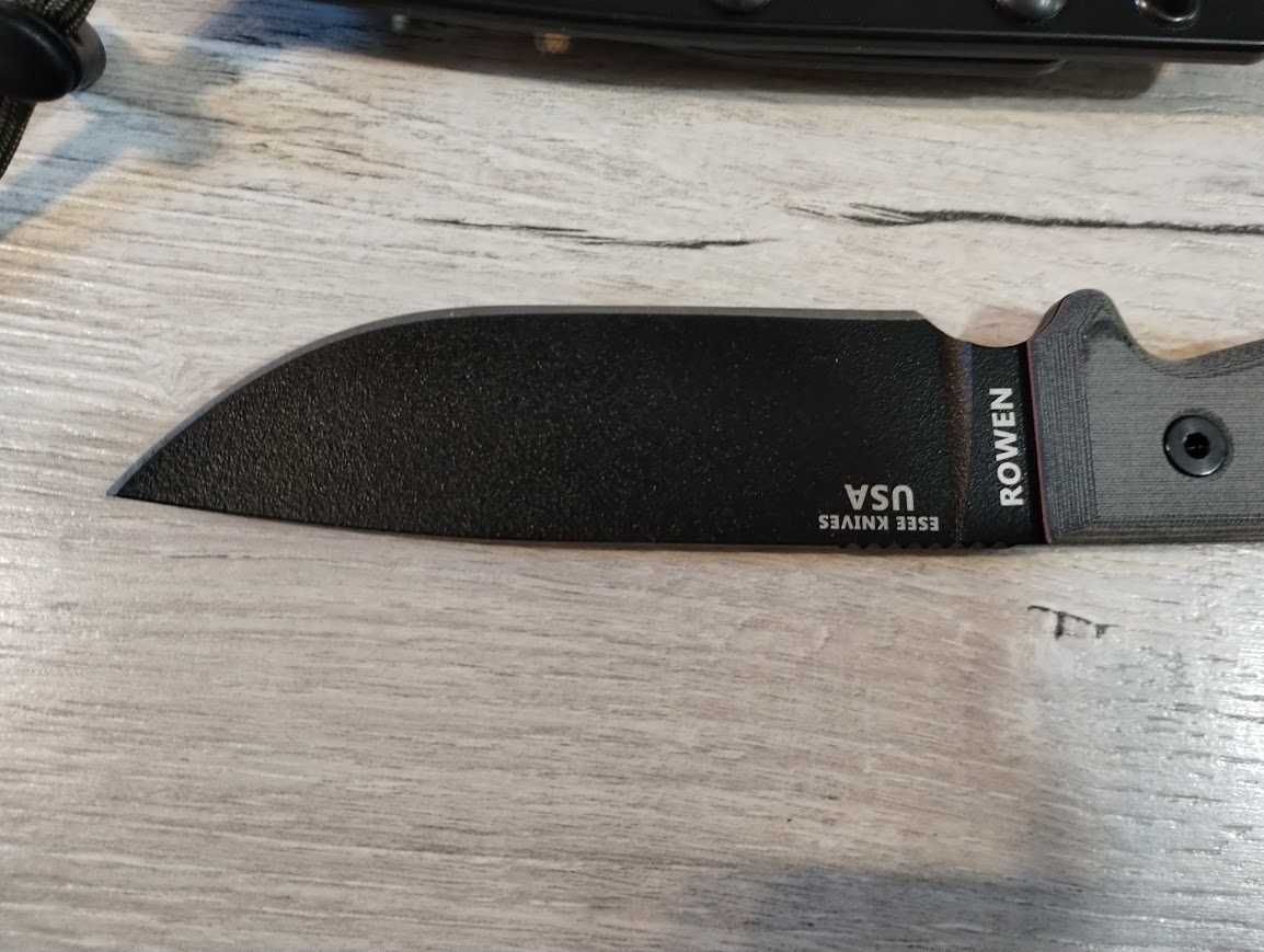 Nóż taktyczny ESEE Model 4 długość ostrza  11,40 cm stal węglowa 1095